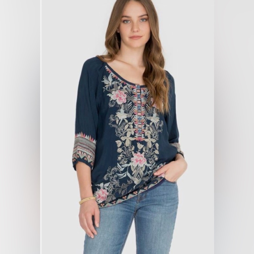 NWT- Johnny Was Mari Embroidered Tunic blouse